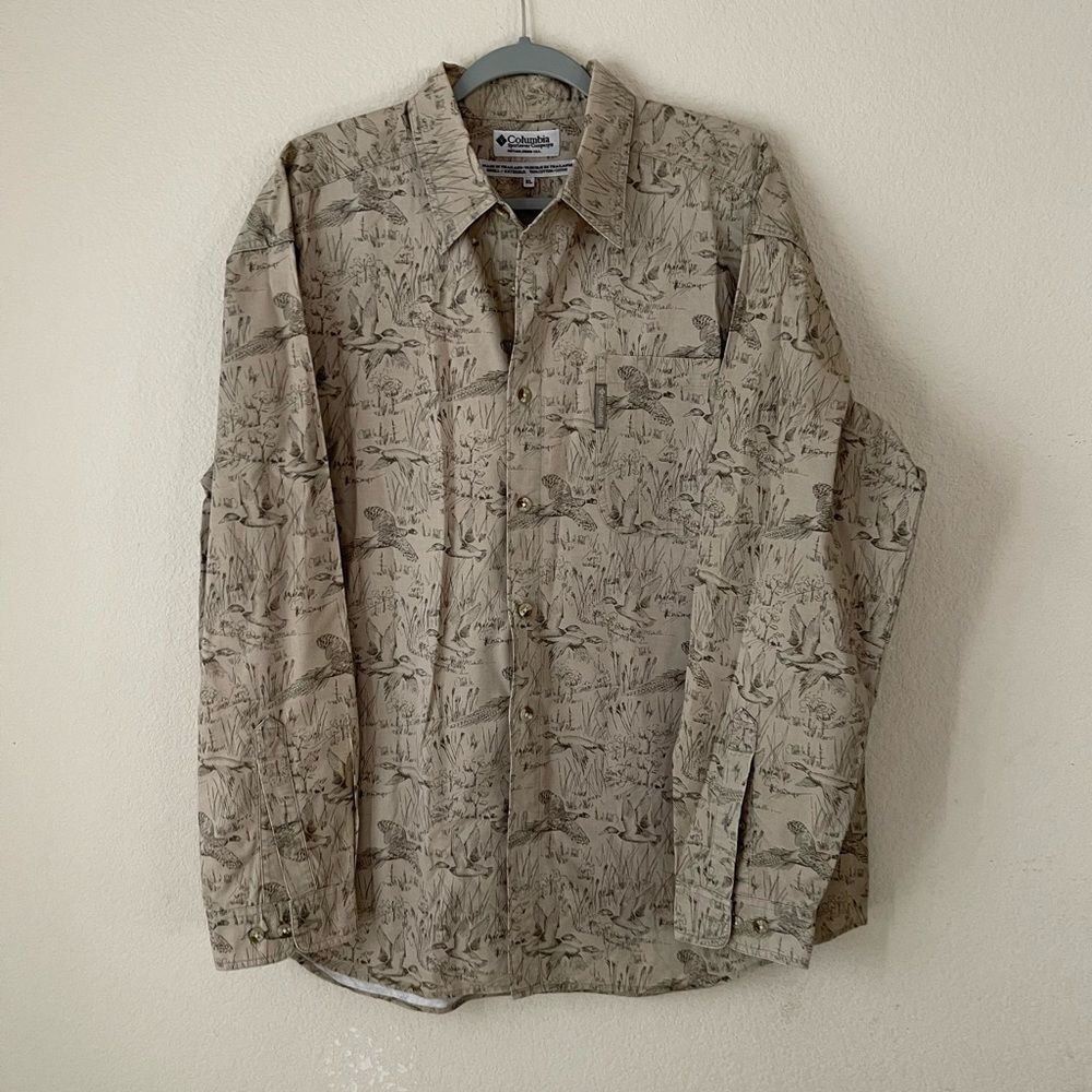 Columbia‎ mens duck printed button up